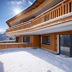 Panorama Zillertal - Design Loft With Terrace & Mountain View Schwendberg