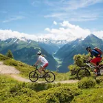 Panorama Zillertal - Design Loft With Terrace & Mountain View By Alpenluxus Collection Schwentlberg