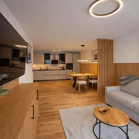 Panorama Zillertal - Design Loft With Terrace & Mountain View 펜션 Schwentlberg